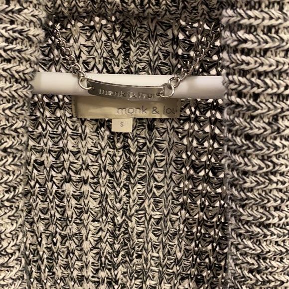 Cardigan - Picture 3 of 4